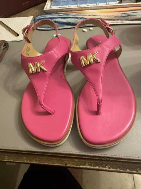 Women MK Michael Kors Jilly Flat Buckle Up Sandal Pink Sz 9.5