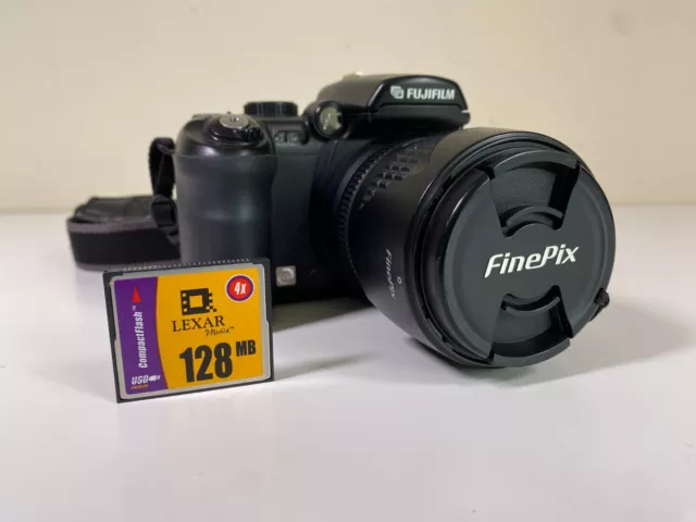 Fujifilm FinePix S Series S9500 fotocamera digitale con scheda CF 128 MB - testata in ottime condizioni