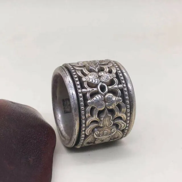 Exquisite Old Chinese tibet silver handcarved bat Pull finge Ring statue 8206 3