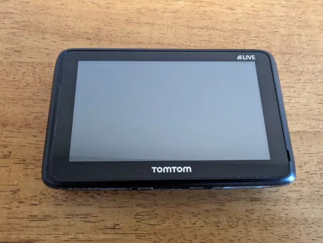 TomTom Go Live 1000 SatNav GPS Model 4CS01 Full Europe Maps Sat Nav Only Working