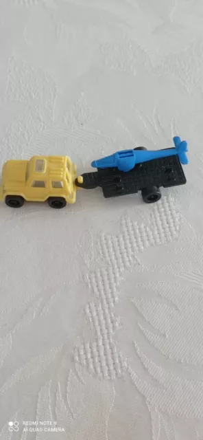 Figurine KINDER ancien MONTABLE