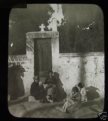 Glass Magic Lantern Slide WOMEN IN CANNES C1910 SOUTH OF FRANCE RIVIERA