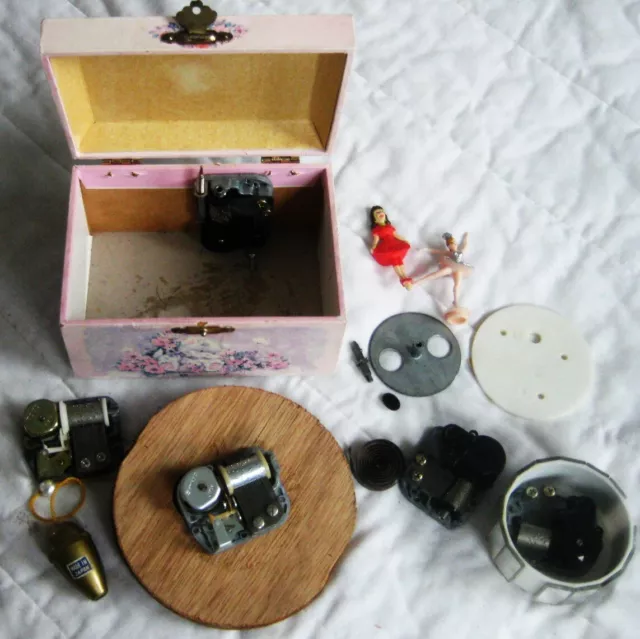 Lot of Vintage Various Music Box Mechanisms & parts 1 Japan Sank Yo see pics
