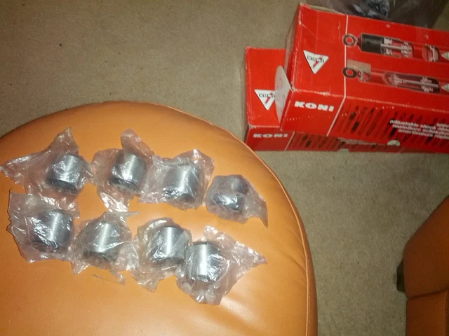 EIGHT(8) NEW FERRARI KONI SHOCK BUSHINGS 246 308 330 365 328 512 275 12mm 100809 EIGHT(8) NEW FERRARI KONI SHOCK BUSHINGS 246 308 330 365 328 512 275 12mm 100809