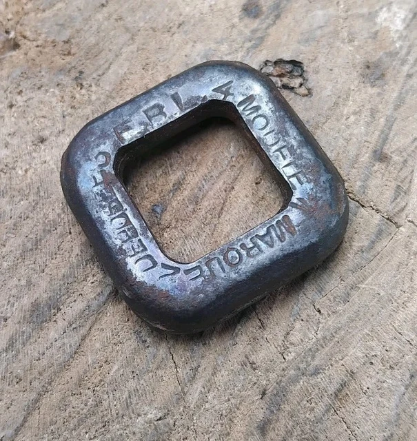 Outil De Vélo Ancien À VENDRE! - FR