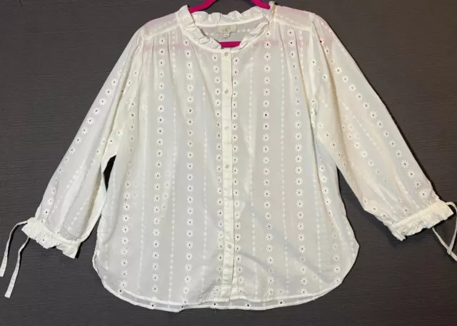 LOFT Women's Size Large Boho Peasant Eyelet Ivory Puff Sleeve Button Up Blouse