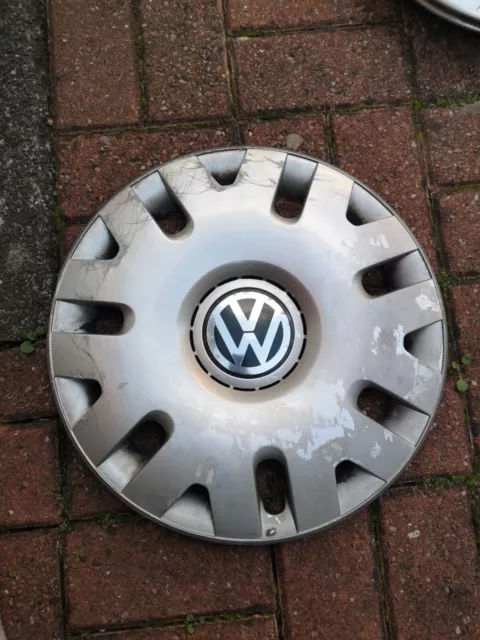 VW Polo Vento Wheel Trim Hub Cap Genuine Silver 6Q0601147