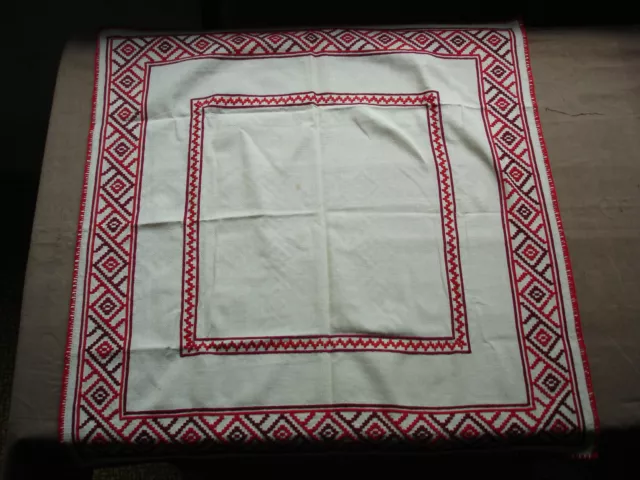 Beautiful Vintage Hand Embroidered Tablecloth  67cm/70cm(26''x27.5'') #0735