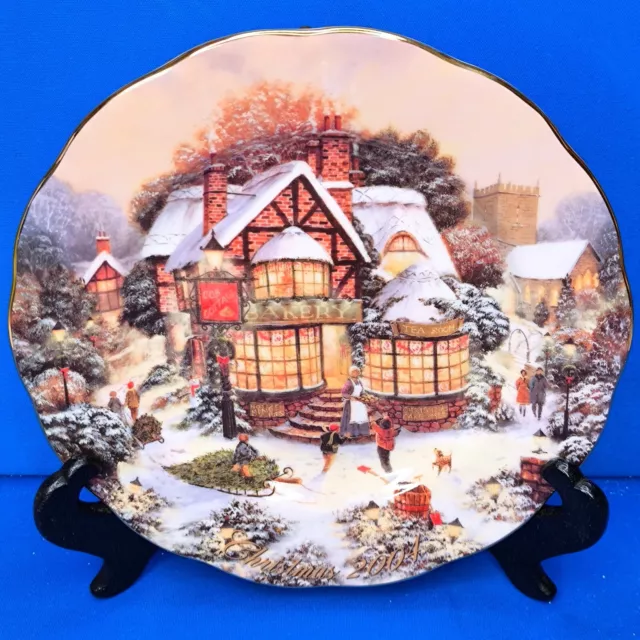 Royal Doulton THE BAKERY * Annual Christmas Plate 2004 (8") BNIB with COA 3