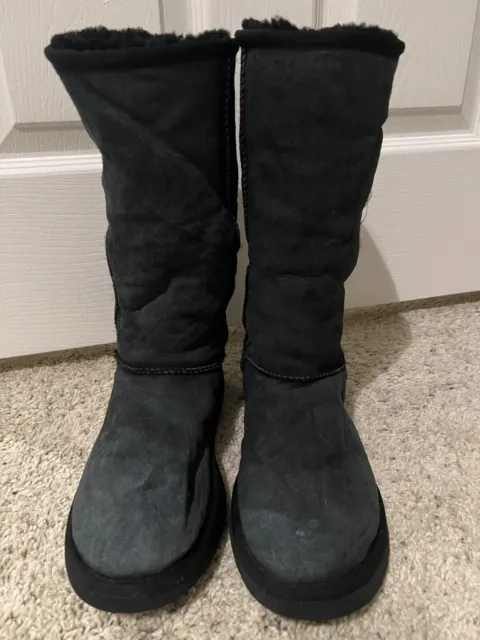 Ugg Australia Women's Classic Tall Sheepskin Black Suede Boots! Size 9