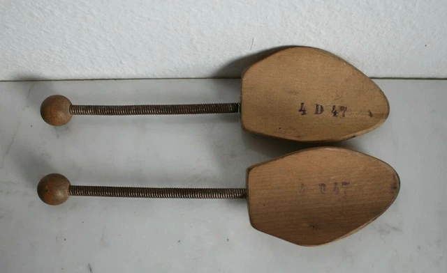 1 Paar Holz Schuhspanner Marke Salamander alte?.