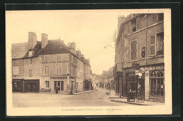 CPA Saint-Pierre-le-Moutier, Rue de Paris