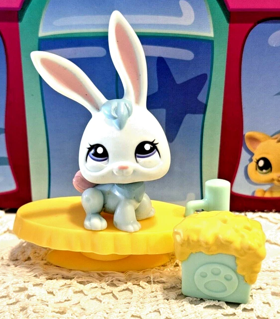 LITTLEST PET SHOP Lps Authentic Pale Blue Rabbit #1685 & Accessories ...