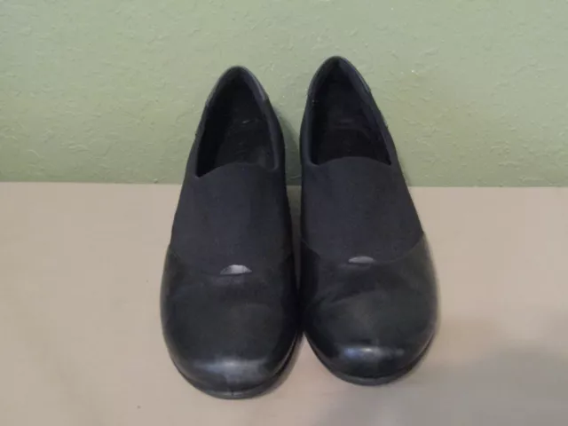 Ecco Womens Size 39 US 8-8.5 Black Leather Pumps Slip on Shoes