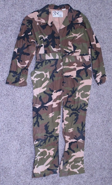 Duck Bay Hunting Over XL Men VTG Coveralls Camo Camouflage Cotton Button Clothes