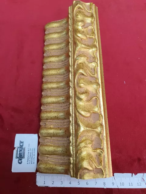 228.010 aste per cornici in legno in foglia oro profilo misure 45x45 mm