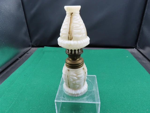 Antique Miniature Oil Lamp Christmas Tree Pattern