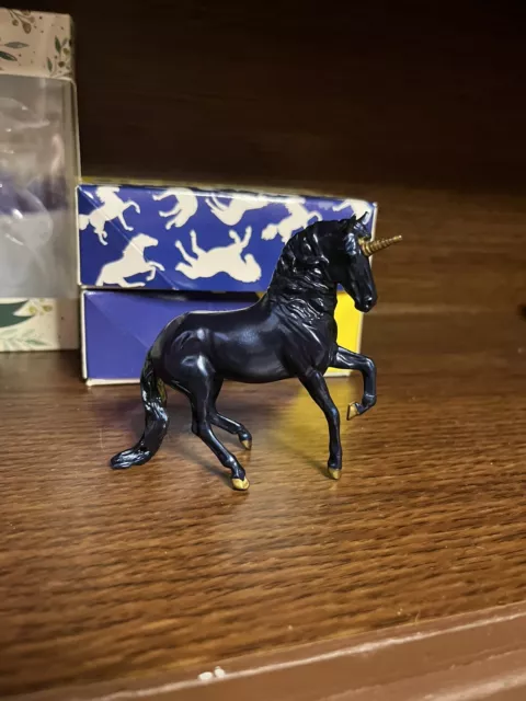 Breyer Stablemate Dark Blue Alborozo #6217 Vgc Unicorn Surprise Rare Chase Piece