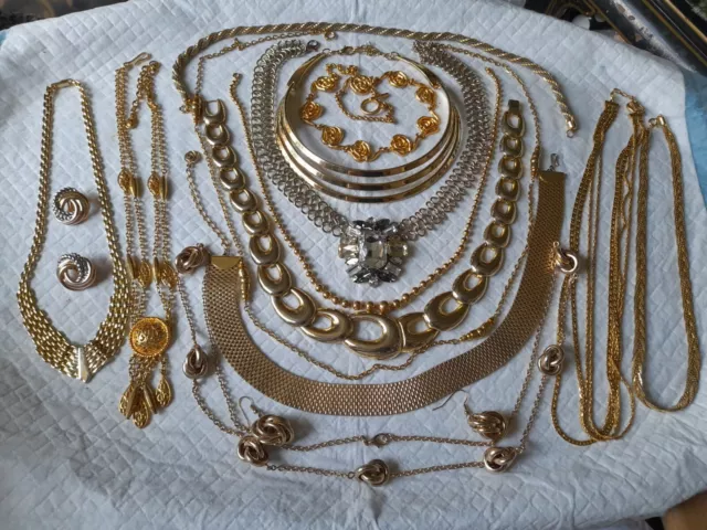 Gold Plated Vintage Jewellery/Chunky Chains/Necklaces/Collar/Set/Diamante