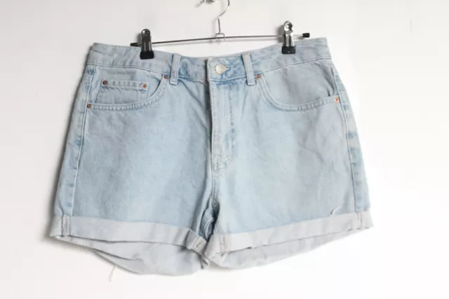 Topshop Moto Womens Faded Denim Shorts- Size W28 (35g)