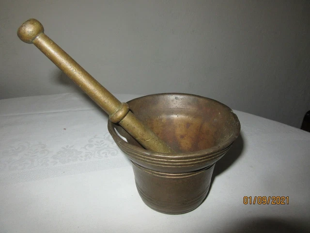 Mörser mit Stößel Sammler Pistill aus Messing oder Bronze ca. 1,5 kg  Reg.Ga
