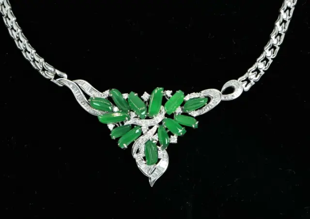 18K White Gold Imperial Green Natura Jade Jadeite Baguette Diamond Necklace