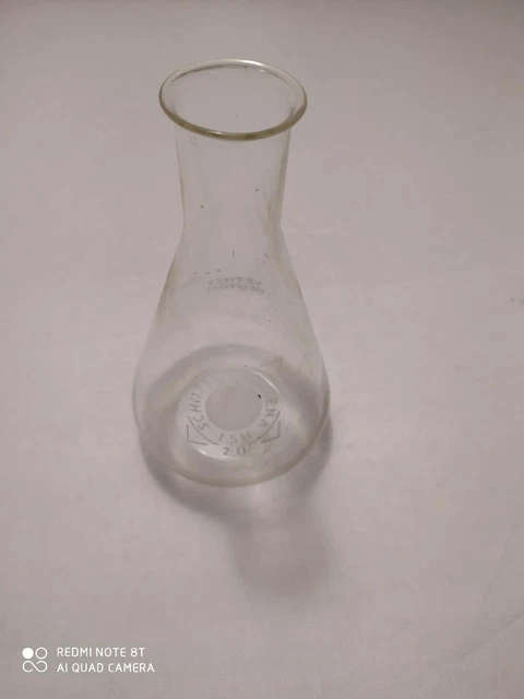 1 vetro da laboratorio primi 900  in vetro neutro soffiato 150cmc altezza 12cm