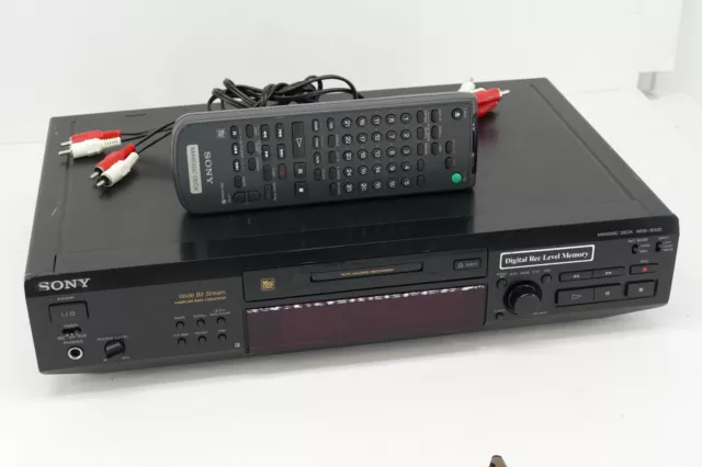 SONY MDS-JE520 MD MiniDisc Deck + Fernbedienung + Cinchkabel ++ guter Zustand