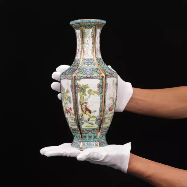 Estate China Antique Qing Dynasty Famille Rose Porcelain Vase