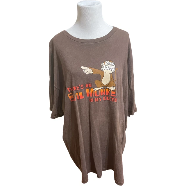 "There's An Evil Monkey In My Closet" Family Guy Brown T-Shirt Men's 2Xl "There's An Evil Monkey In My Closet" Family Guy Brown T-Shirt Men's 2Xl