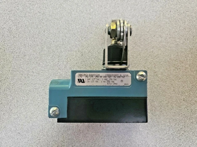 Honeywell Adjustable Roller Micro Switch BZG1-2RN2 New No Box