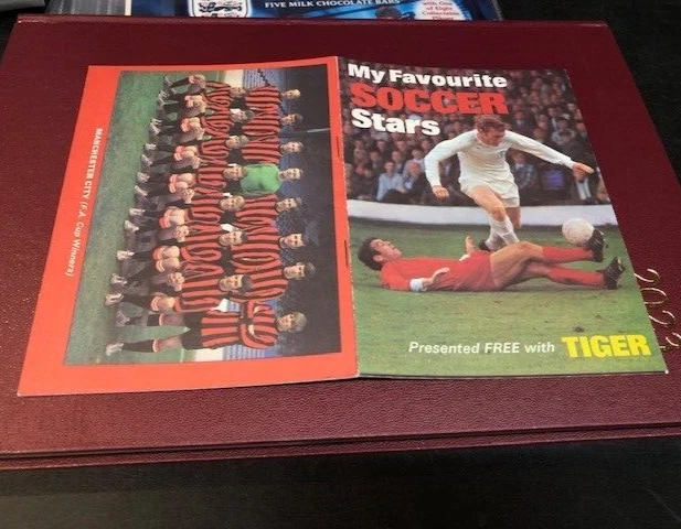 Fleetway Ipc Magazine My Favourite Soccer Stars Set Nobby Stiles Alan Ball 1970