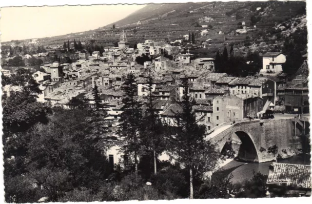 26 - cpsm - Nyons - the Bridge and The Old City (A357)