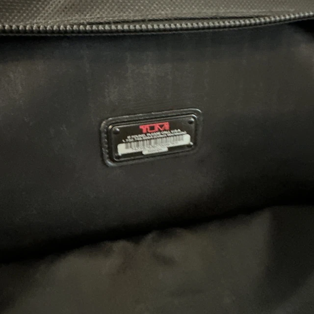 Tumi Alpha Continental Carry-On Expandable Black 22021DH Luggage Suitcase 21" 3