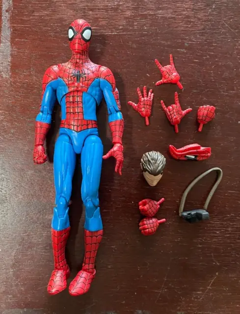 Spectacular SPIDER-MAN Diamond Marvel Select Action Figure, complete