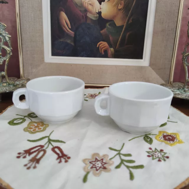 2 tasses porcelaine blanche bistrot PILLIVUYT vintage