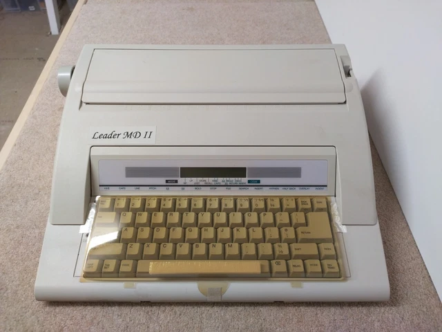 Typewriters & Word Processors, Office Equipment, Office