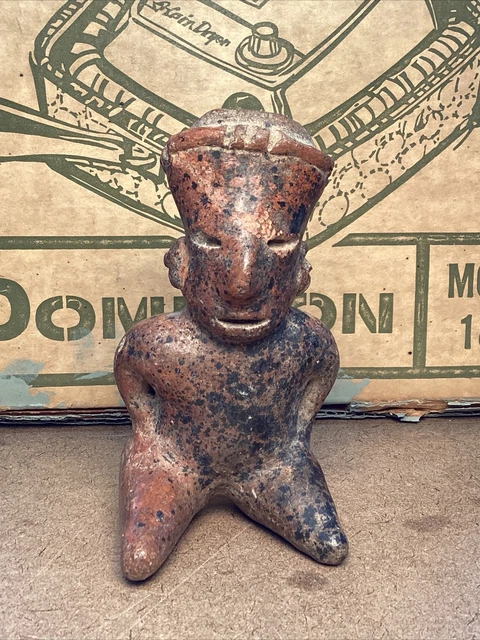 Ancient Pre Colombian Nayarit Terracotta Figure