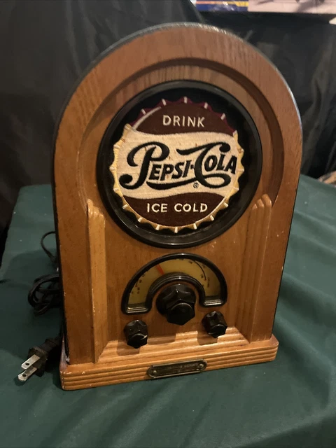 Vintage Pepsi Cola Am Fm Radio Collectors Series 1996