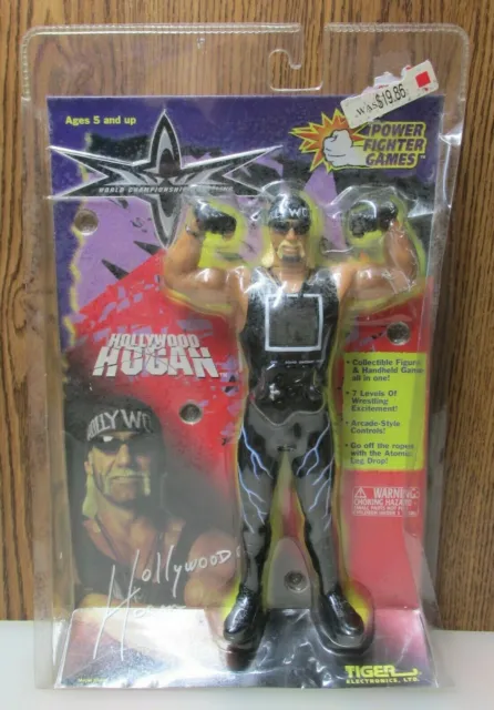1999 Hulk Hogan Vintage WCW Hollywood Hogan Figure Handheld Wrestling Game NOS