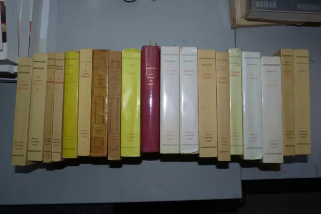 lot de 19 livres ancien Classique Garnier  ( D20)