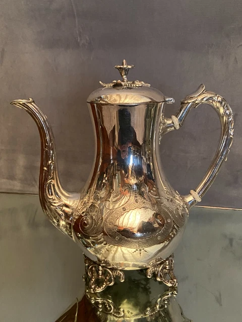 Grande théière cafetière en métal argenté anglais Sheffield