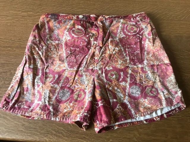 Vintage Catalina 1960s swim trunks, button and zip, collectable good condition