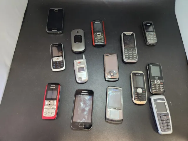 Job Lot Mixed Mobile Phones Spares Only May Not Be Working