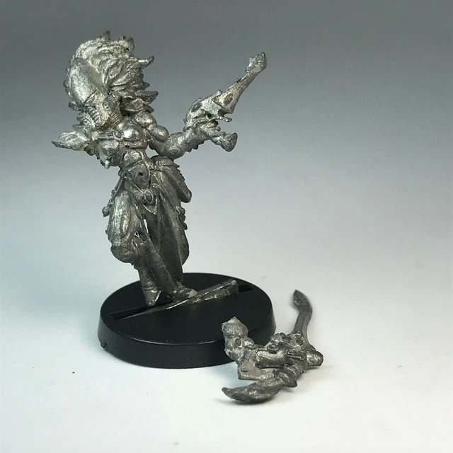 thumbnail image 2 of Warhammer 40k Aeldari Howling Banshees – Brand New In Box, Unassembled 2 of 3