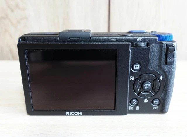 [Excellent condition]rare Limited to 500 units RICOH GR DIGITAL III × STUSSY 3