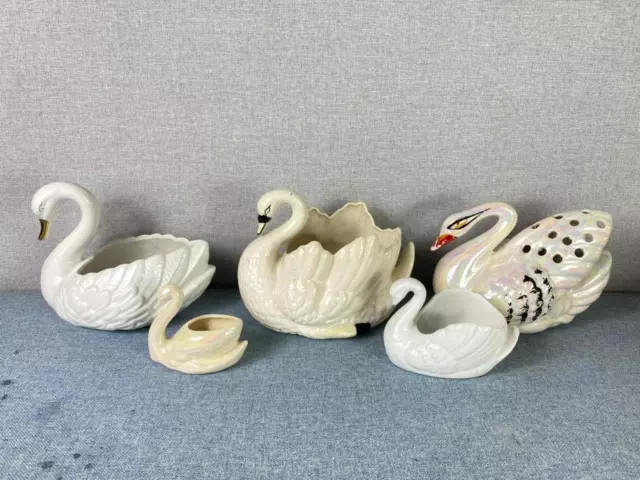 Collection of 5x porcelain swan design planters / ornaments bud / spill vases