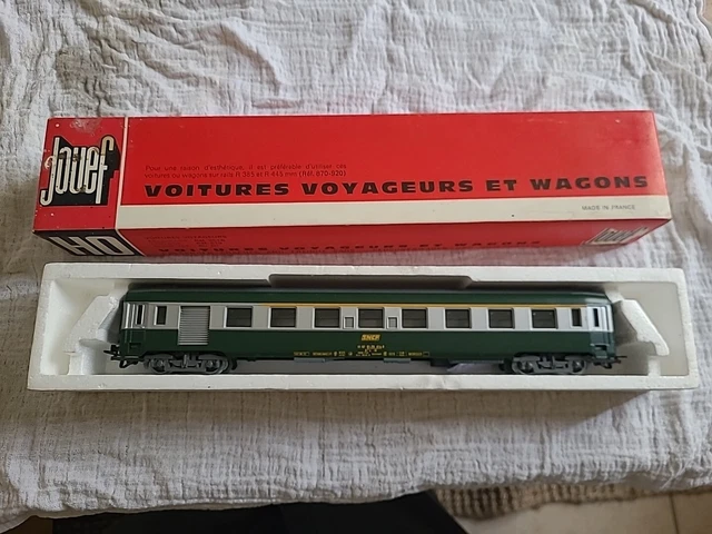Voiture A⁹ SNCF type Y UIC vert/gris ref 5291 - Modélisme