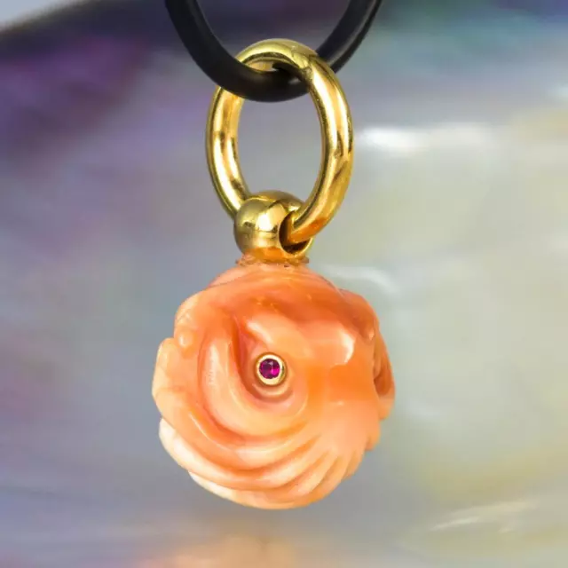 Octopus Pendant Carved Apricot Shell & Vermeil Gold-plated Sterling Silver 4.98g