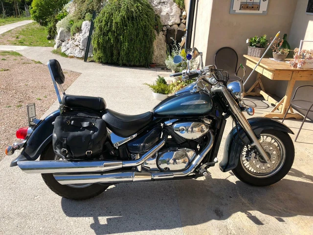 Causa grave incidente lavorativo vendo Suzuki Volusia 800 Intruder Causa grave incidente lavorativo vendo Suzuki Volusia 800 Intruder